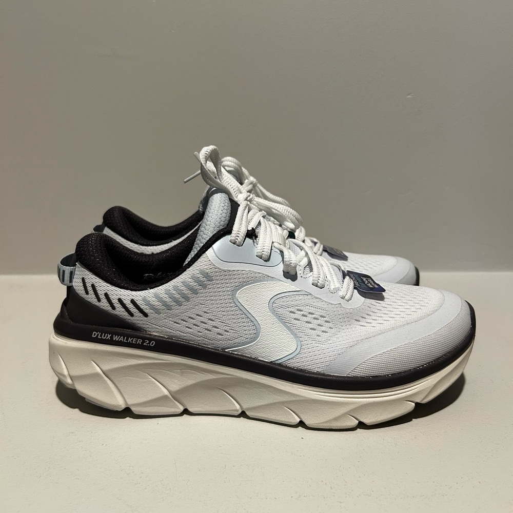 Skechers White and Black D'LUX Walker Memory Foam Sneakers
